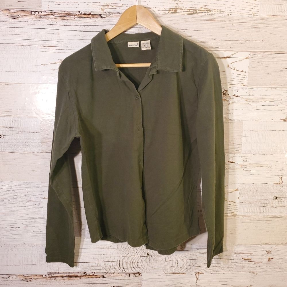 Northcrest comfy‎ full-button down top